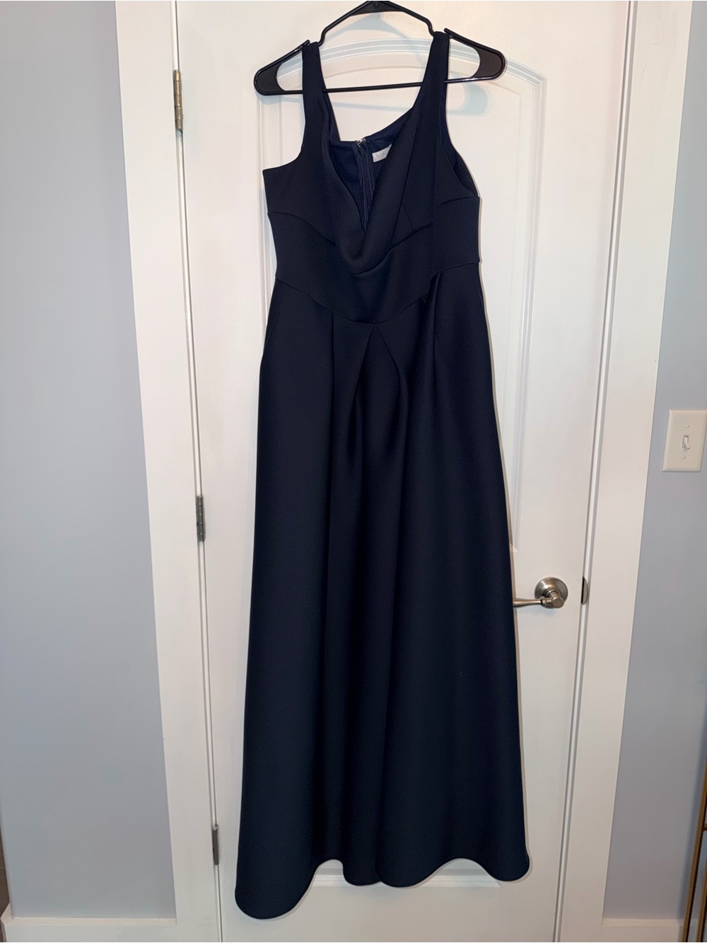 Elegant Navy Sleeveless Maxi Dress
